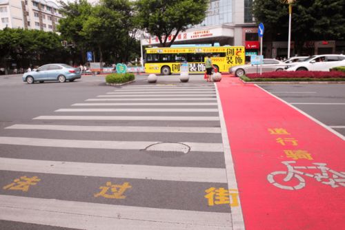 桂林市區(qū)21個路口交通設施煥新升級，助力城市暢通與安全